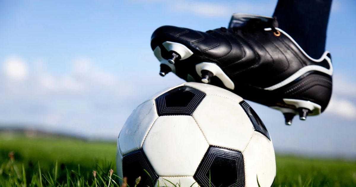 Choose the Right Soccer Boots