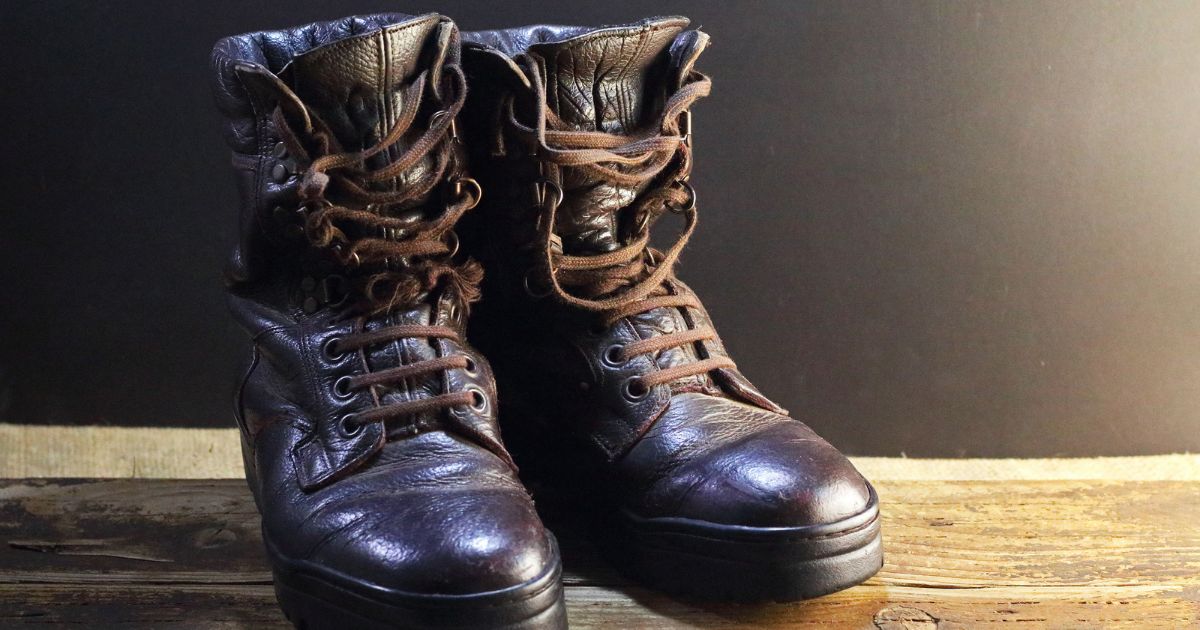 How to Darken Leather Boots