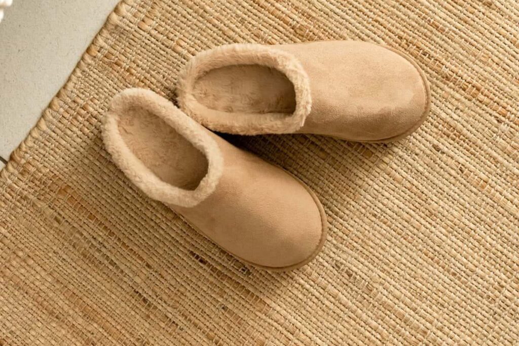 UGG Tasman Slippers 