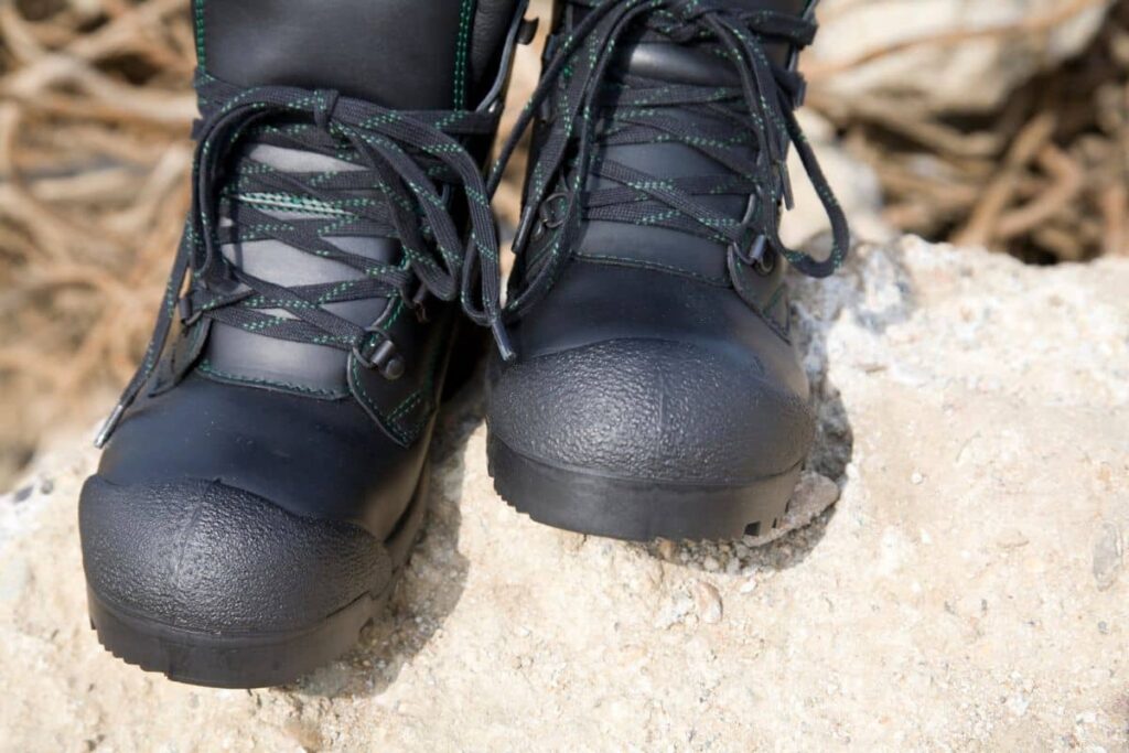 Heavy work boots often lack ventilation, allowing sweat and odor to build up